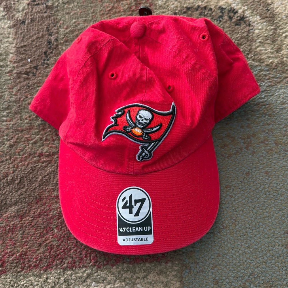 NWT Tampa buccaneers hat